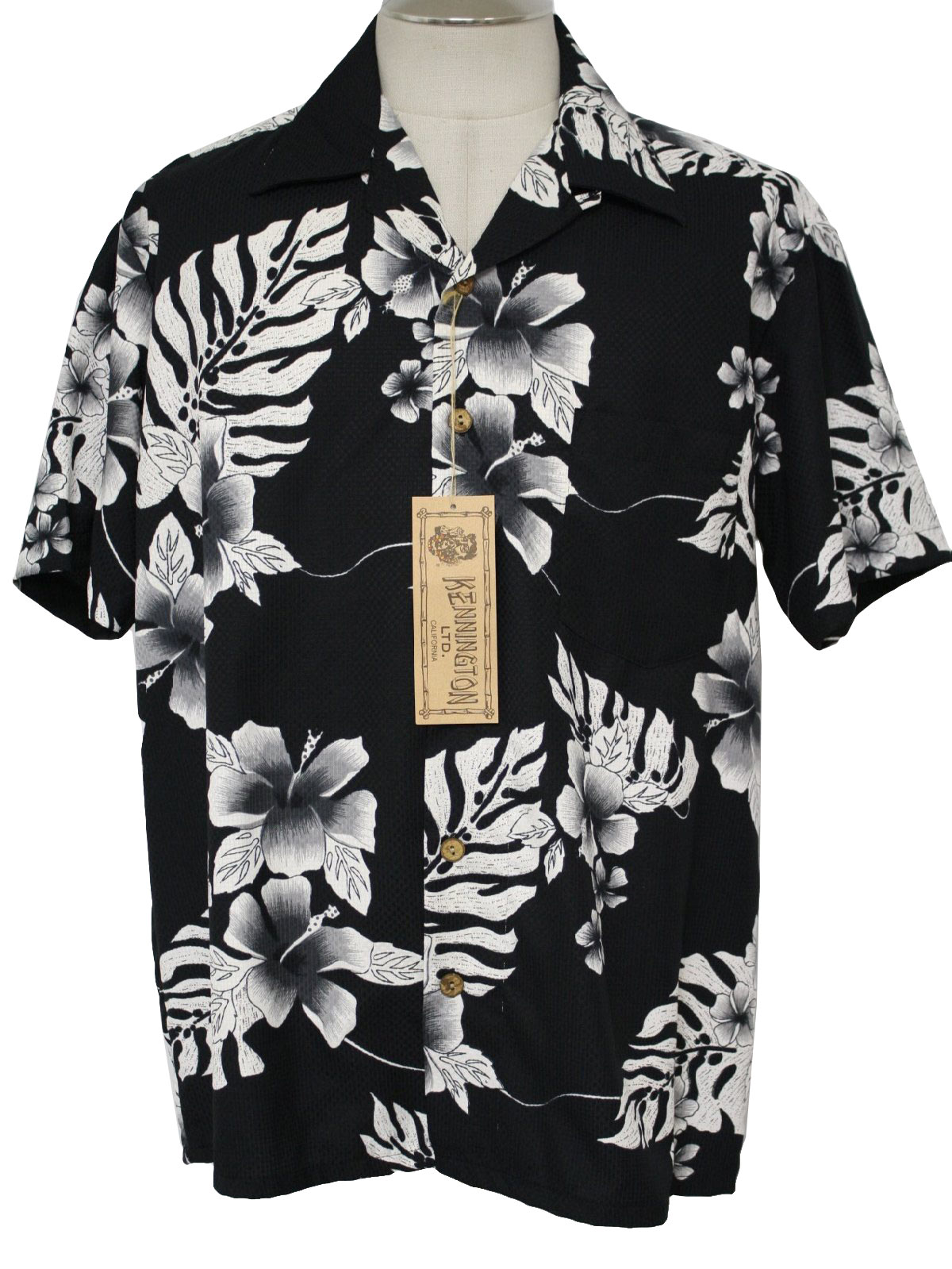 men black hawaiian shirt