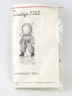1960's Unisex Doll Knit Pattern
