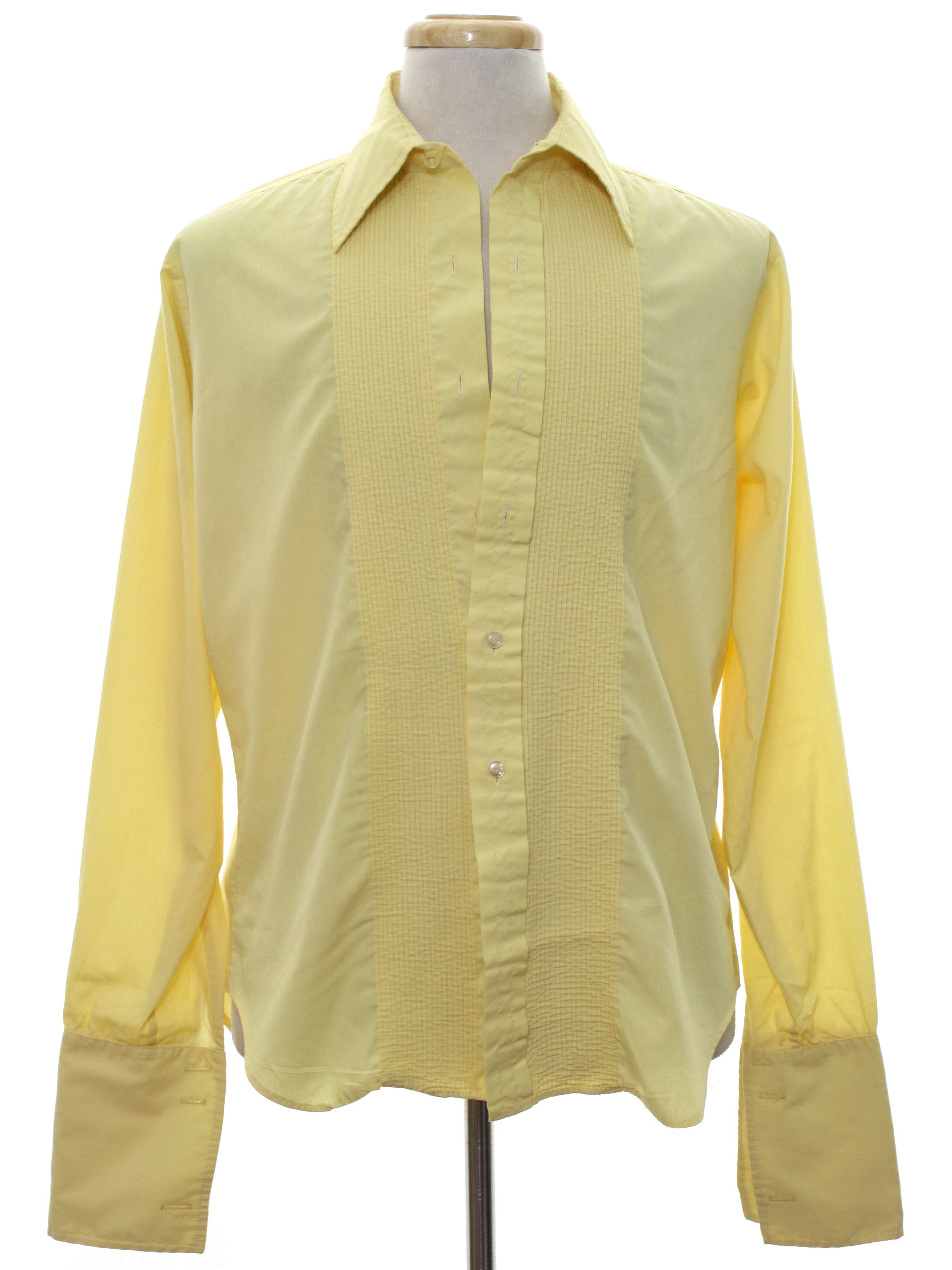 L & M Fashions Seventies Vintage Shirt: 70s -L & M Fashions- Mens pale ...