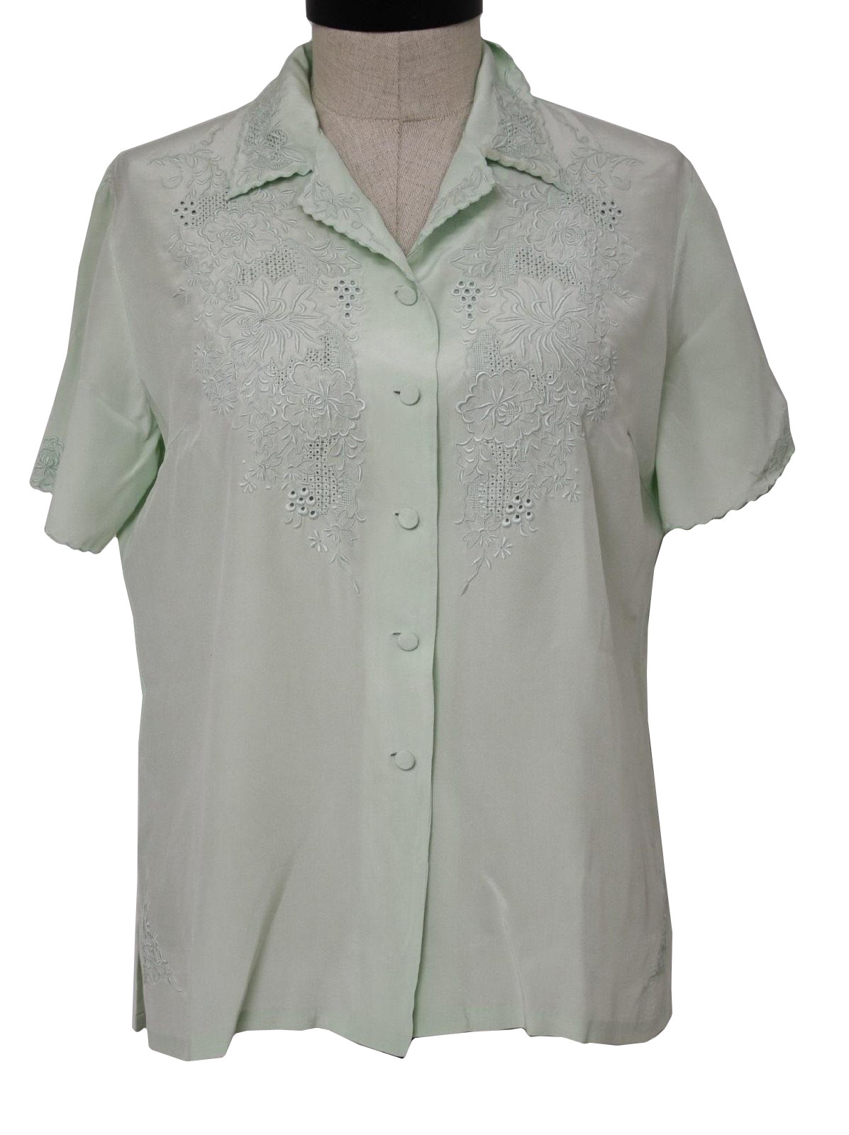 80's Begonia, China Hippie Shirt: 80s -Begonia, China- Womens pale mint