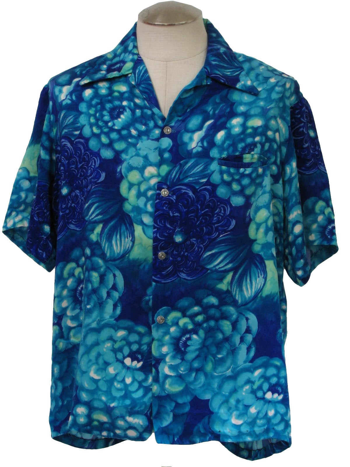 Retro 1960s Hawaiian Shirt: 60s -Waikiki Wear by Mildreds- Mens shaded ...