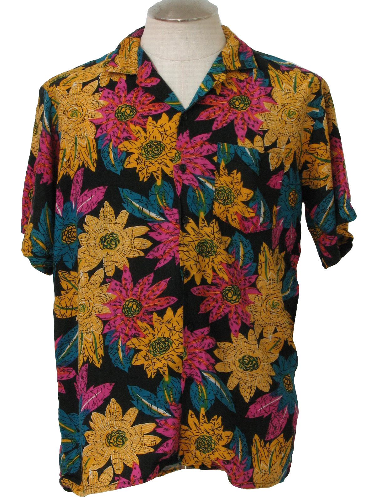 1980's Vintage Islander Hawaiian Shirt: 80s -Islander- Mens black ...