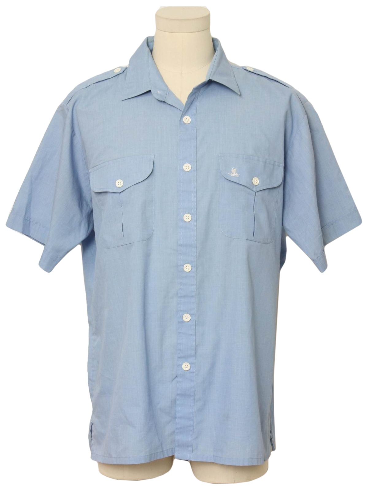 1980s Vintage Shirt: 80s -Tori Richards- Mens light blue background ...