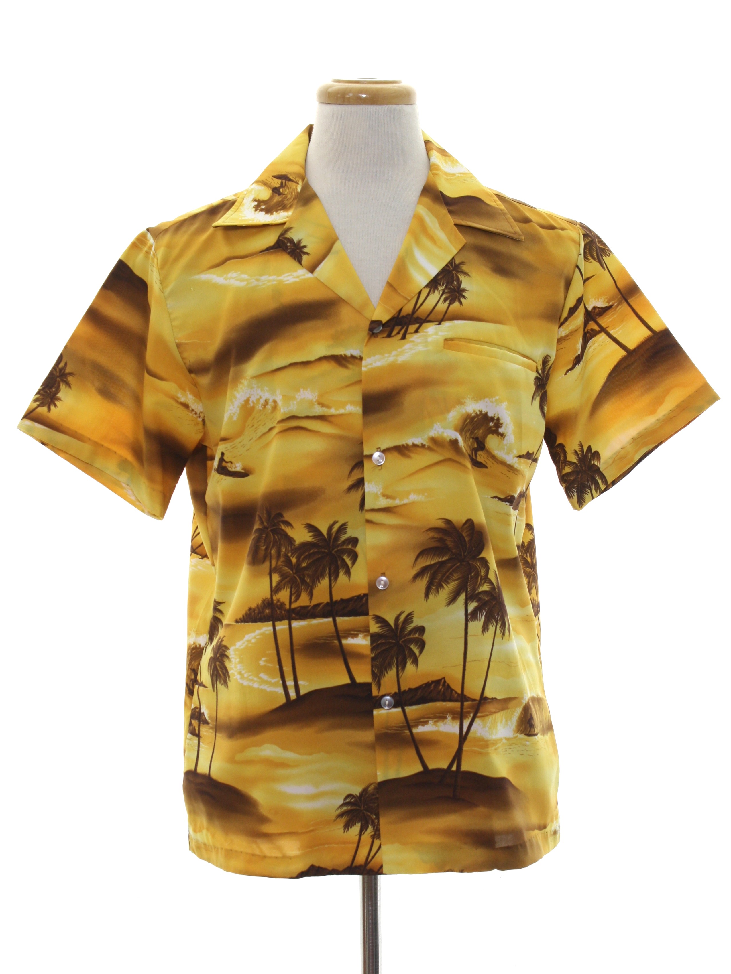 Vintage deals Kai Nani Men Hawaiian Shirt, L