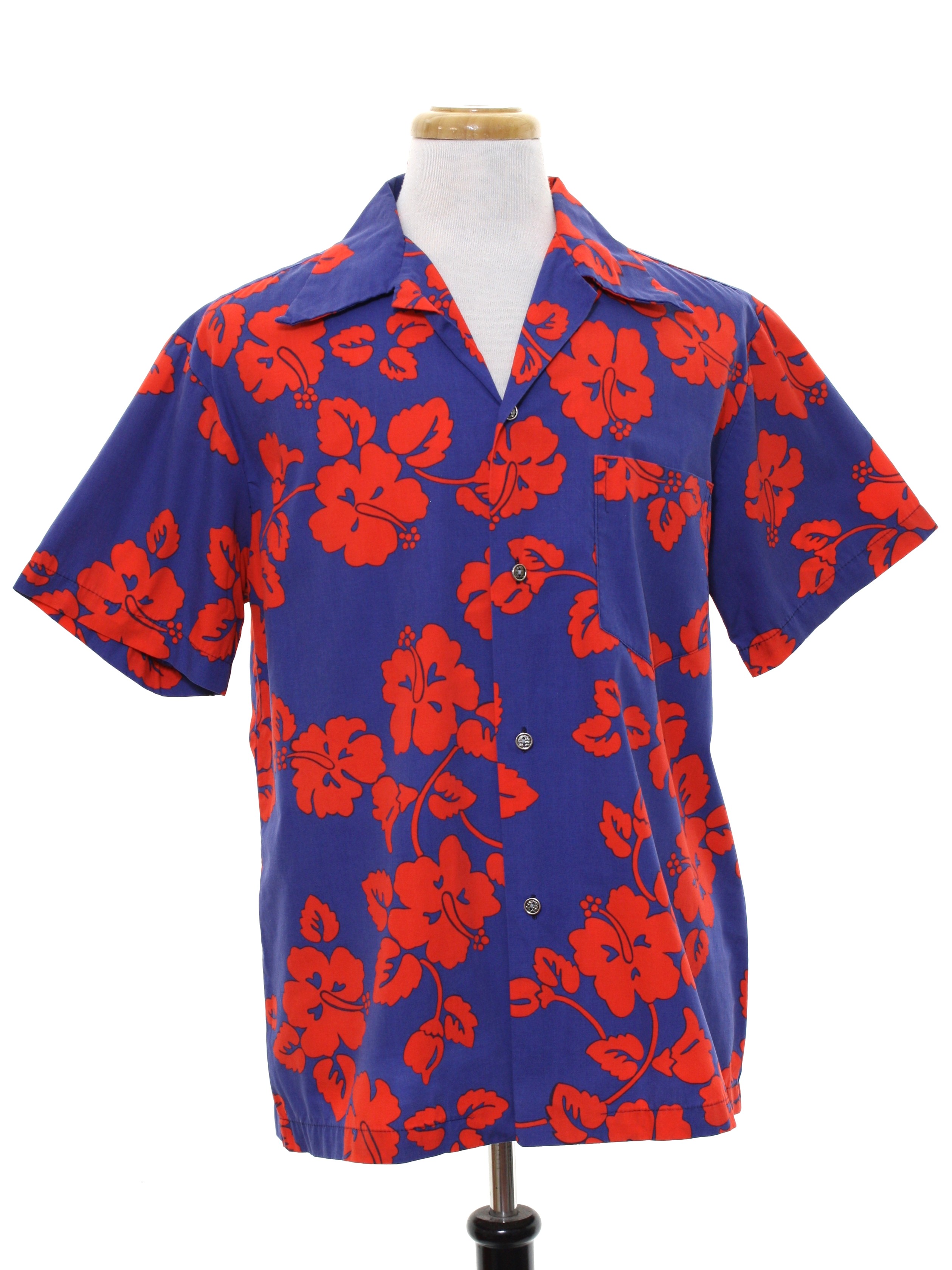 1960s Hawaiian Shirt: Late 60s -No Label- Mens navy blue background ...