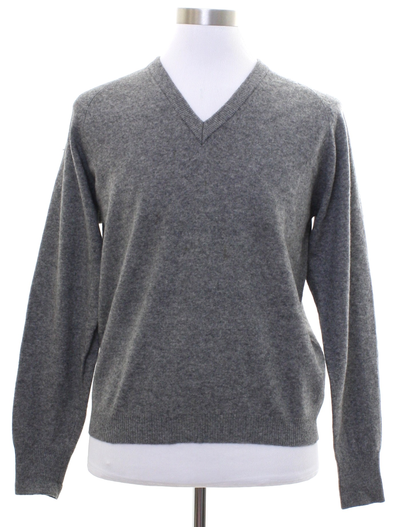1960's Retro Sweater: 60s -V and D Full Fashioned- Mens heather grey ...