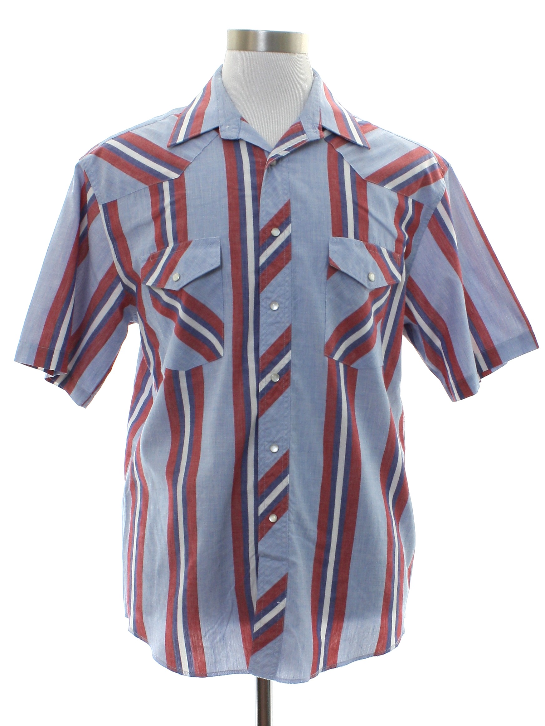 Western Shirt: 90s -Wrangler- Mens hazy blue background polyester ...