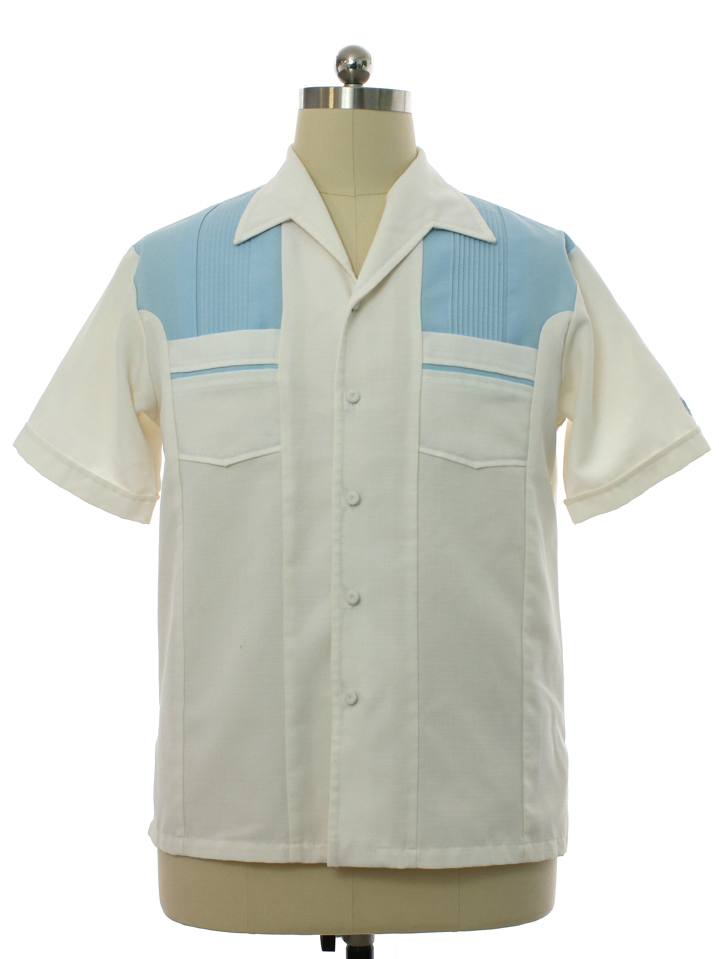 1970's Retro Shirt: 70s -Executive Iolani- Mens white and baby blue