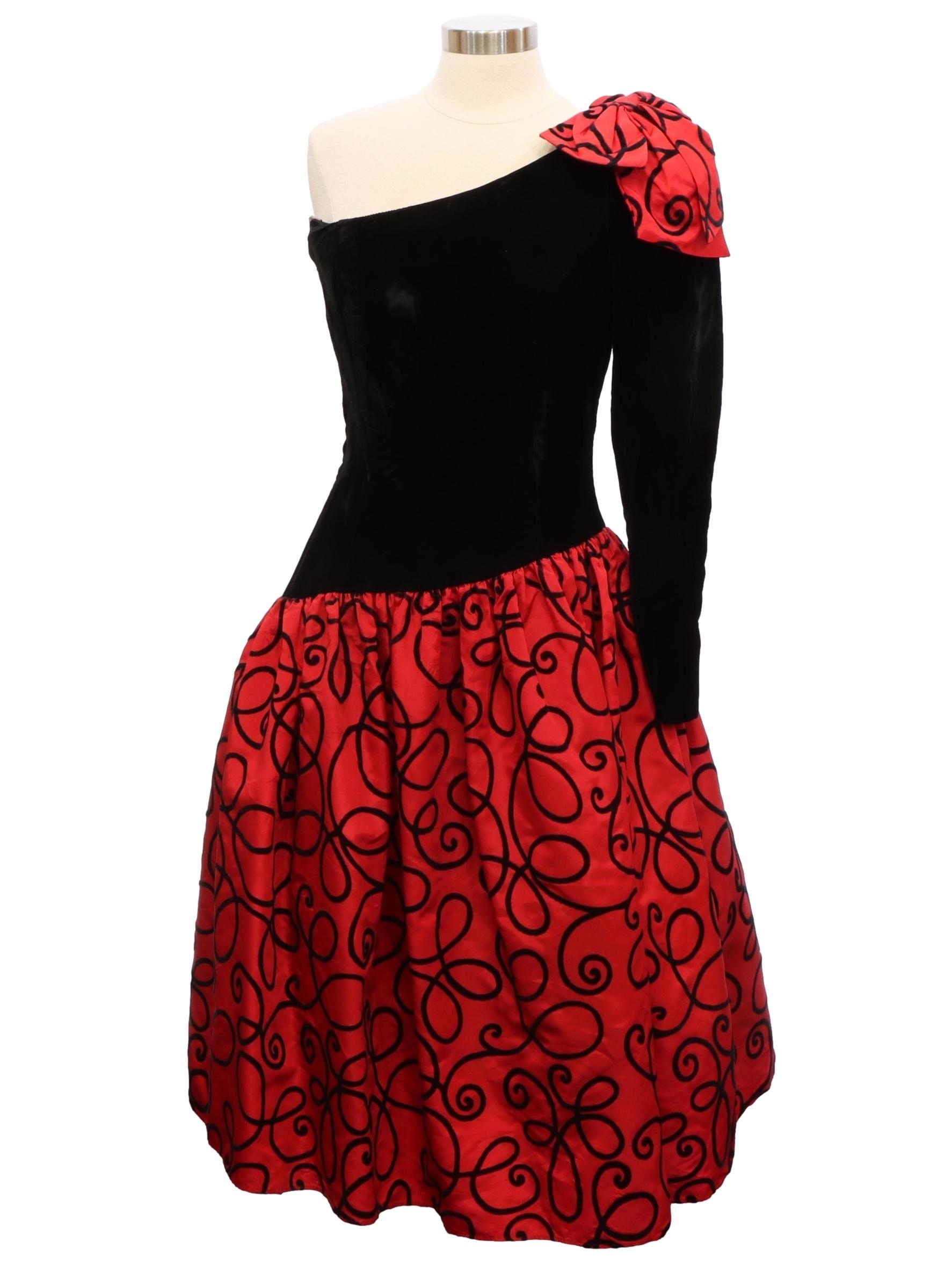 Retro Eighties Cocktail Dress: 80s -Gunne Sax- Womens black and red ...