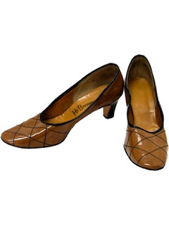 Womens Vintage Shoes at RustyZipper.Com Vintage Clothing