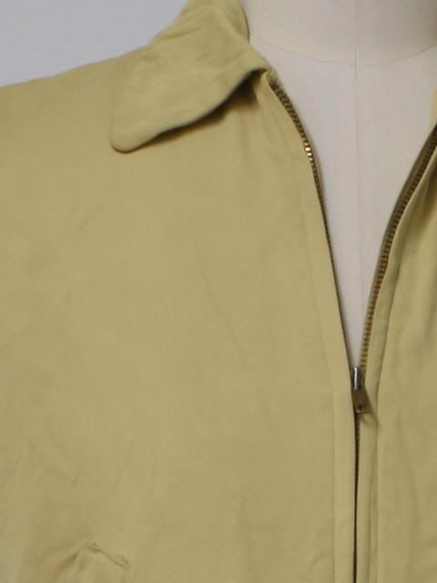 50's Vintage Jacket: 50s -Julmor- Mens sandy tan background rayon