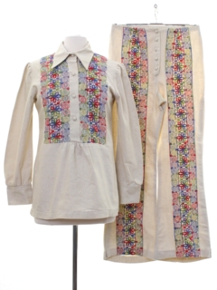 1970's Womens Embroidered Hippie Bellbottom Pantsuit